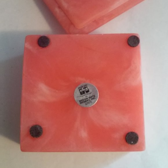 Vintage Design GIfts Internat'l Jewelry Trinket Holder Peach Perfect Condition - Picture 4 of 5